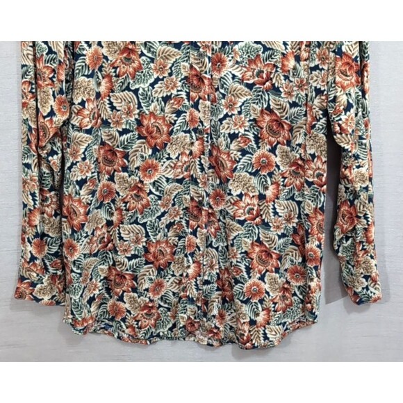 Vintage Guess Women's Shirt 3 (Fits M) Floral Button Down Collared Cottagecore - Picture 13 of 16